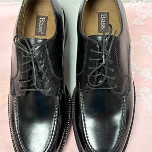 NEW-Men,s-BASS-1867001-Black leather lace up Dress shoes.Sz-8.5M.Brazil.